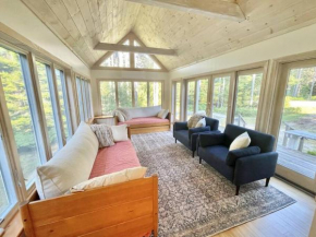 Quiet Family Friendly Home w/ Backyard [Owls Nest]